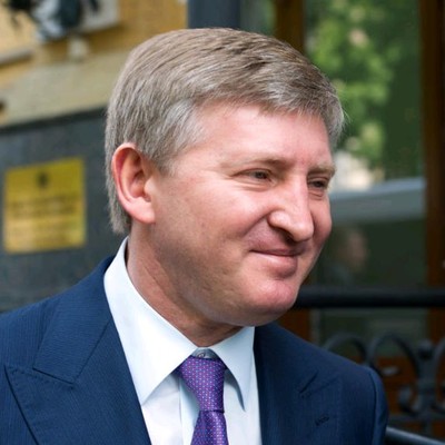 Ахметов мог бы кормить Украину 36 дней, - Bloomberg